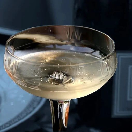 Fiumi di champagne...per evadere 170 milioni. Tre arresti a Milano