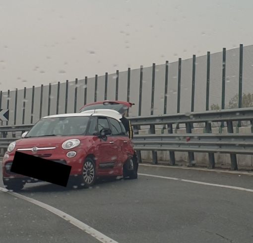 Marcallo: incidente sul ponte della A4, diverse auto coinvolte