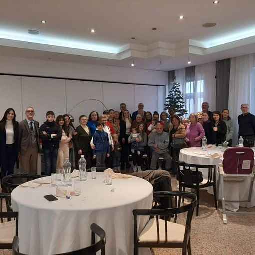 Magenta, all’Hotel Diamante grande festa per il pranzo solidale organizzato da Massimo Macchi