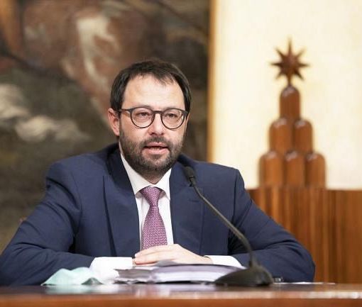 Il ministro per le politiche agricole Stefano Patuanelli