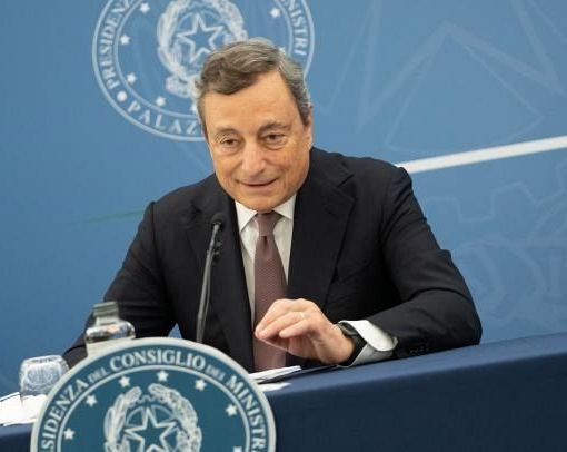 Il governo vara il decreto del supergreen pass