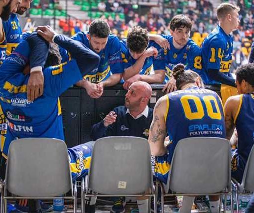 Basket serie A2, Pansa prepara la trasferta di Piacenza: &quot;Limitare i loro terminali offensivi&quot;