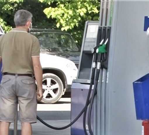 Salasso carburanti, i prezzi aumentano ancora