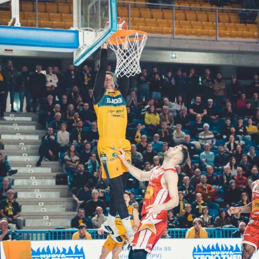 Basket serie A2, coach Leka: &quot;Pesaro brava a tenere sempre un vantaggio di sicurezza&quot;