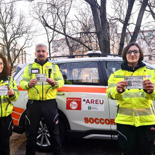 “Lombardia LIS sale in ambulanza con AREU: il servizio di video-interpretariato in lingua dei segni italiana che abbatte le barriere di comunicazione per i cittadini sordomuti”
