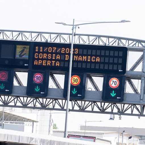 Inaugurata oggi la quarta corsia dinamica sull'Autostrada A4: «Rendiamo più scorrevole uno dei nodi più difficili della circolazione attorno a Milano»
