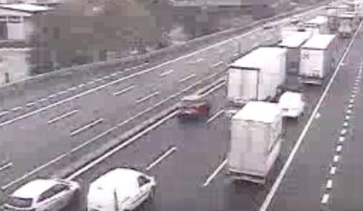 Incidente sull'Autostrada dei Laghi tra Busto e Castellanza: un ferito e traffico in tilt