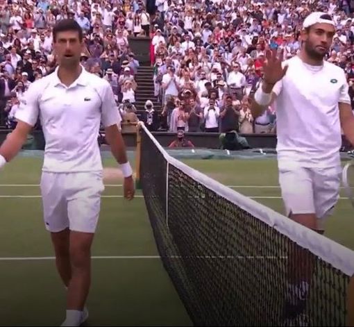 Si ferma in finale la corsa di Berrettini, ma l'erba di Wimbledon è ugualmente un po' azzurra