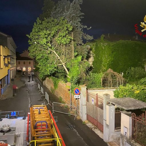 Maltempo in provincia di Pavia, le immagini degli interventi dei Vigili del fuoco