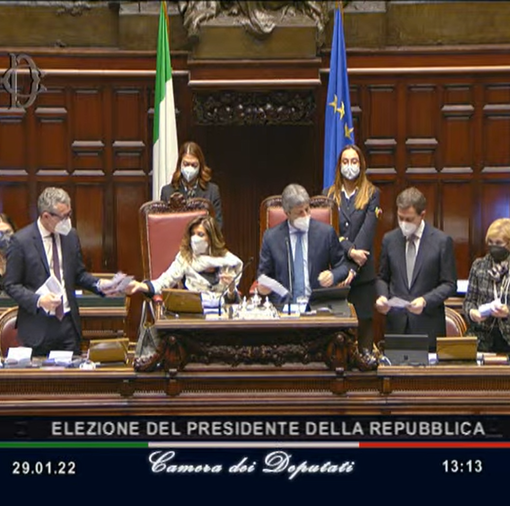 Quirinale, niente da fare anche al settimo scrutinio, ma si va verso il bis di Mattarella
