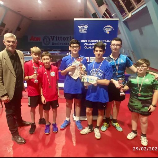 Tennistavolo campionati studenteschi, Gabriel Deleraico trascina la scuola Besozzi sul primo gradino del podio