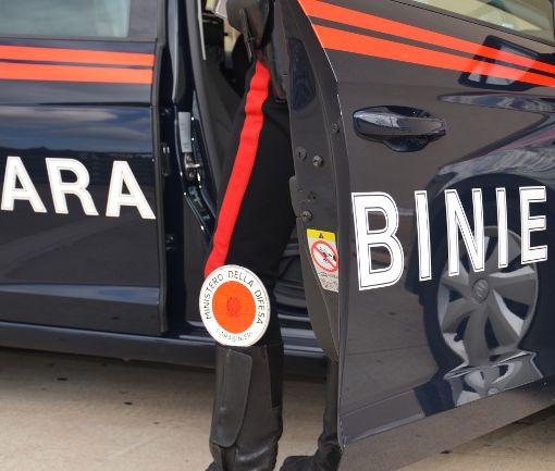 Vigevano, si rifiuta di fornire i documenti durante un fermo alla guida: &quot;Non riconosco lo Stato italiano&quot;. Era ricercato da alcuni mesi, scatta l'arresto