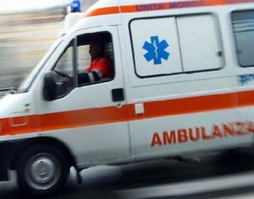 Gambolò: incidente in via Olimpia, soccorse 2 persone