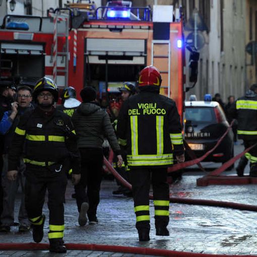 Novara, un altro incendio in zona industriale