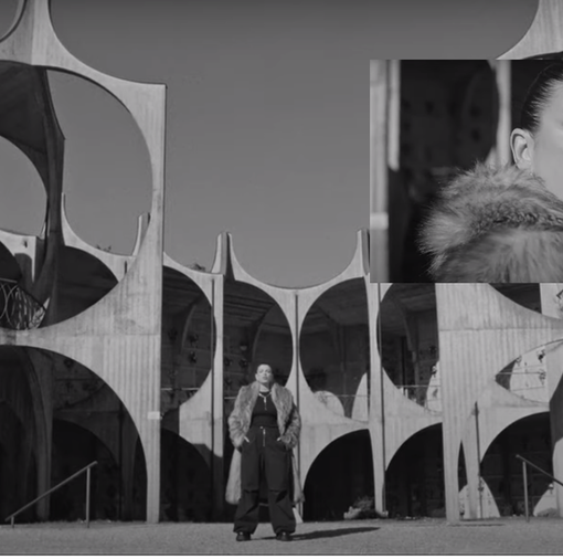 Emma Marrone al cimitero di Busto per il video della canzone con Fabri Fibra