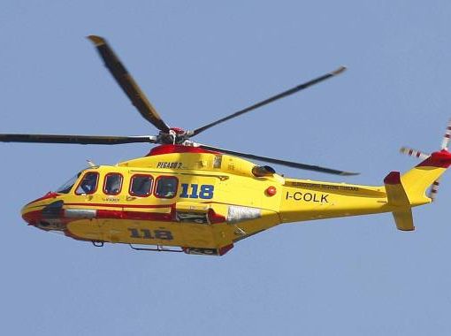 Ancora una tragedia della strada nel Comasco: donna muore investita a Rovello Porro