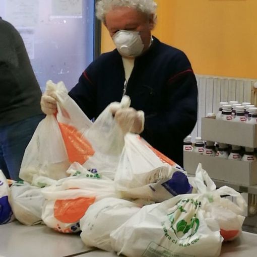 Torino, aumentano le richieste di cibo alla ‘Mensa dei Poveri’