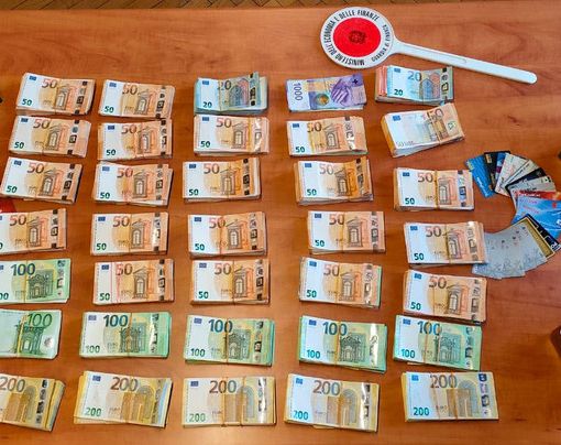 Frode fiscale, la Guardia di Finanza di Varese sequestra denaro e immobili per quasi 6 milioni di euro