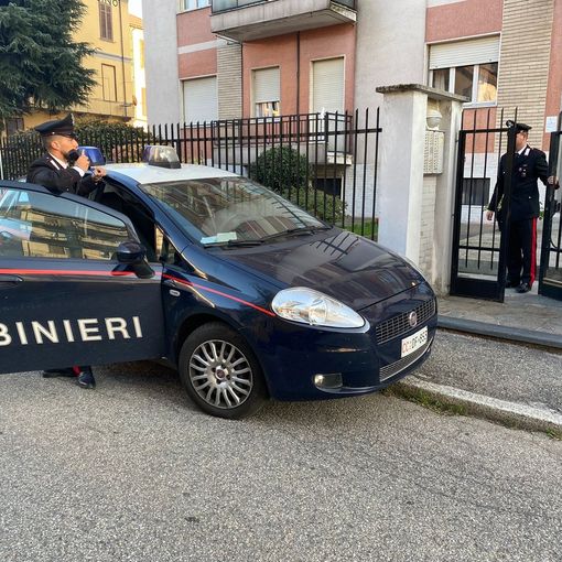 Mortara: si fa consegnare denaro per affittare un appartamento, ma lascia chiavi fasulle alle vittime. In manette un 44enne