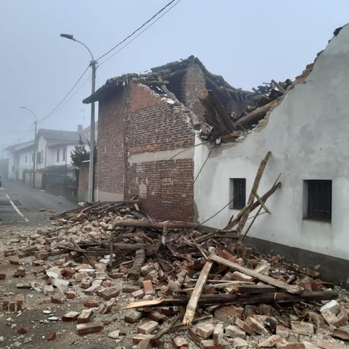 Garlasco: crolla un'abitazione in via San Zeno, strada chiusa e nessun ferito