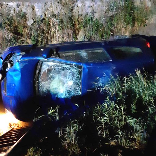 Tromello: escono di strada sulla provinciale 77, soccorsi due giovani
