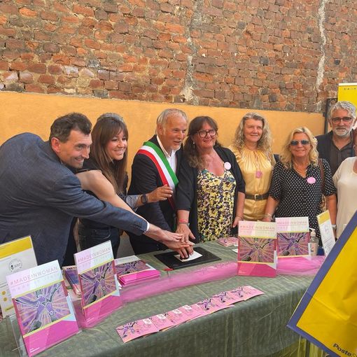 La festa per il francobollo delle imprenditrici a Zeme