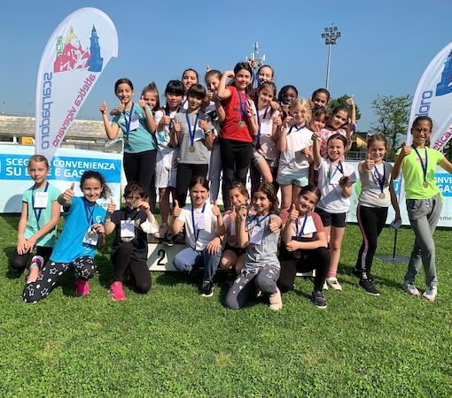 Oltre 400 studenti questa mattina a Vigevano per il trofeo Dante Merlo delle scuole primarie organizzato da Atletica Vigevano