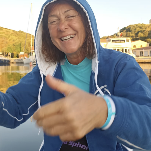 LA STORIA: la vigevanese Monica Cordano attraversa le Bocche di Bonifacio