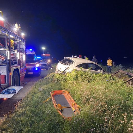 Valle: scontro tra auto sulla provinciale 5, ragazza 20enne trasportata in elicottero