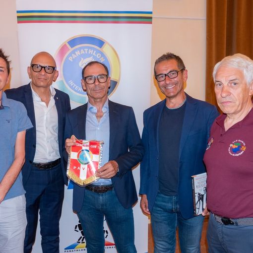 Ciclismo: Davide Cassani si racconta al Broletto di Pavia