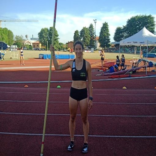 Atletica: Maria Vittoria Ripamonti (Atletica Vigevano) vola nell’asta agli Italiani Juniores
