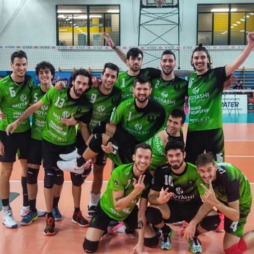 La gioia di capitan Puliti e compagni dopo la vittoria al tie-break