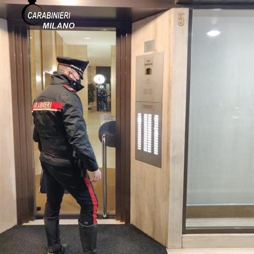 Milano: organizzano una festa in un B&amp;B di lusso, sanzionati 14 giovani
