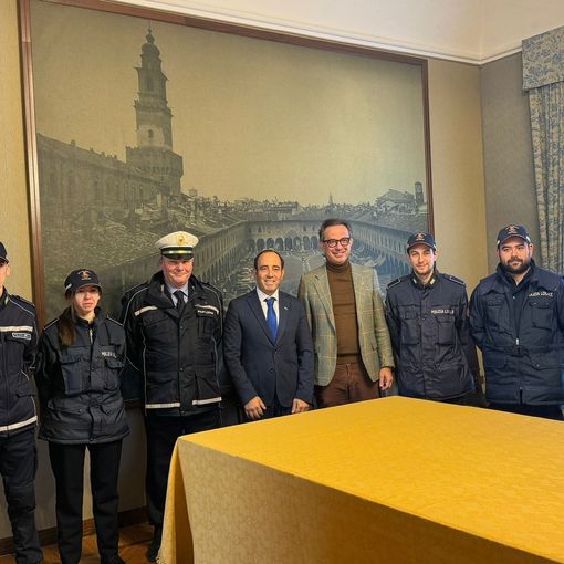 Vigevano: rafforzati i controlli della Polizia locale per le festività natalizie. Assunti quattro nuovi agenti