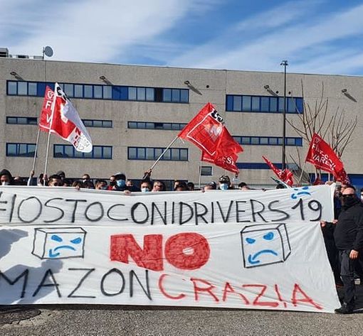 (foto Facebook Cgil Varese)