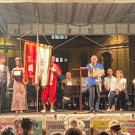 Palio di Mede: le immagini delle premiazioni in piazza della Repubblica