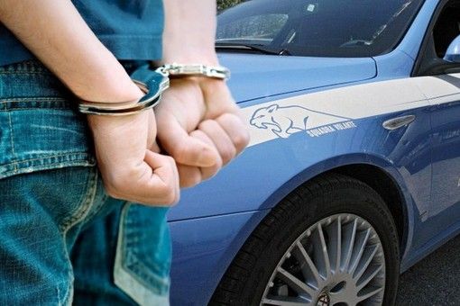 VIDEO. Aggrediscono un camionista sull'autostrada della Liguria: in manette quattro persone per tentato omicidio