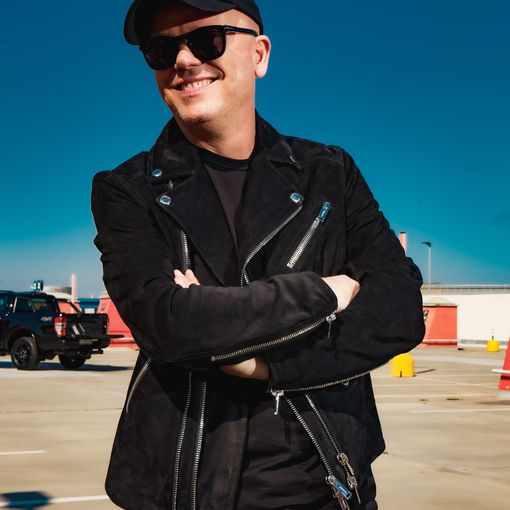 Vigevano, Gigi D'Alessio &quot;Mani e Voce&quot; al Castello Sforzezco