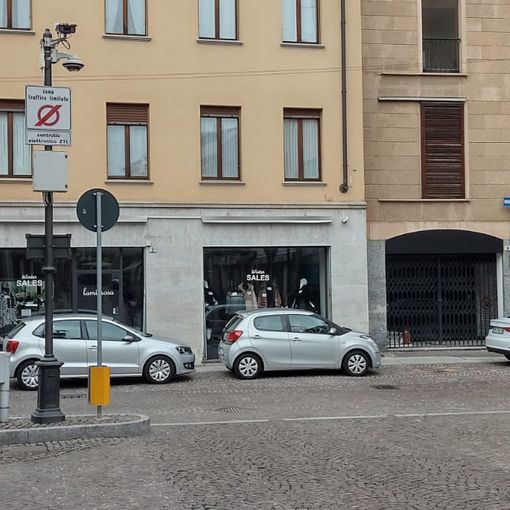 Vigevano, è ancora allarme sicurezza in centro: ieri sera rissa in via Merula
