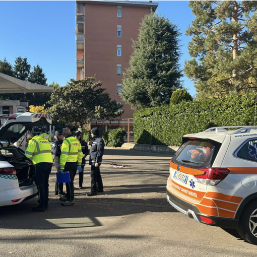 Busto, ancora un incidente in viale Boccaccio, donna investita al distributore: è gravissima