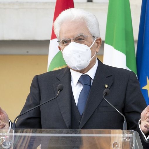 Plebiscito per Mattarella rieletto presidente della Repubblica con 759 voti
