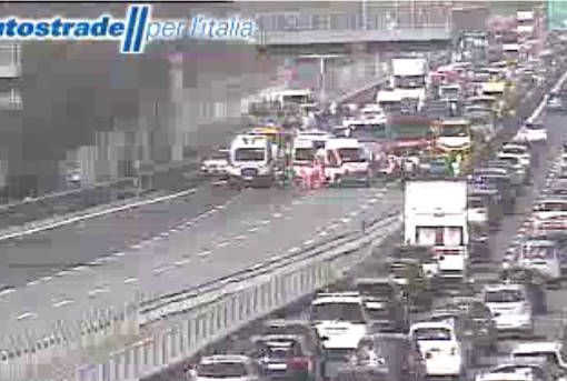 L'incidente in A8 visto dalle webcam di Autostrade per l'Italia