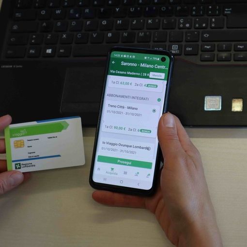 Trenord: addio alla carta. Biglietto solo elettronico e digitale