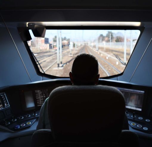Trenord in cerca di futuri macchinisti: candidature aperte da mercoledì 3 gennaio alle ore 11