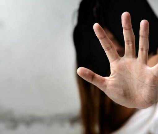 Varese: bimba violentata a 11 anni diventa mamma. 27enne condannato a 10 anni di carcere