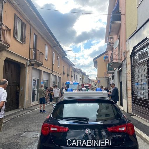 Tragedia a Gallarate: donna muore in una casa in fiamme