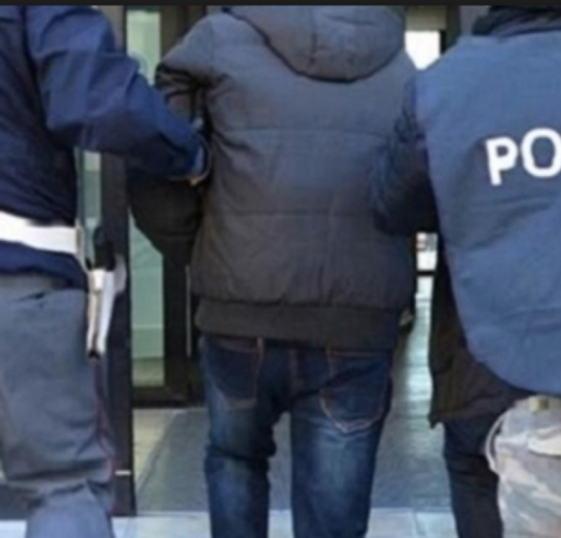 Furto al distributore di benzina e tentato furto nel negozi di bici: arrestato un 26enne