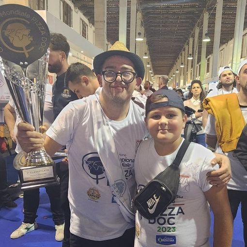 LA STORIA. Mede: Alessandro Cardone, campione per la categoria a squadre del campionato Pizza DOC 2023