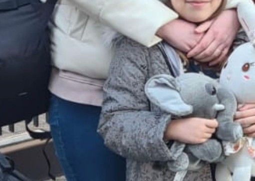«Prendetevi cura della mia famiglia». L'ex bimbo di Chernobyl si affida a chi l'aveva accolto 23 anni fa