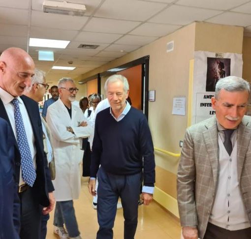 L’assessore regionale Bertolaso negli ospedali di Vigevano, Abbiategrasso e Magenta